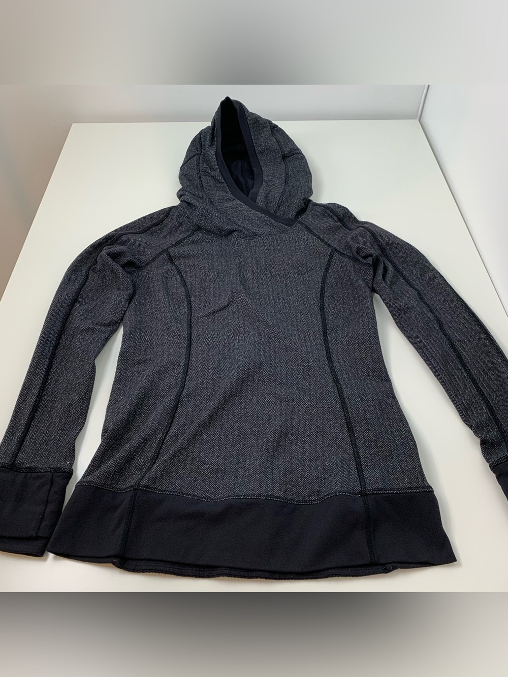 Lululemon Think Fast Hoodie Sz 6 Pullover Hoodie Heathered Herringbone Black - Picture 5 of 12